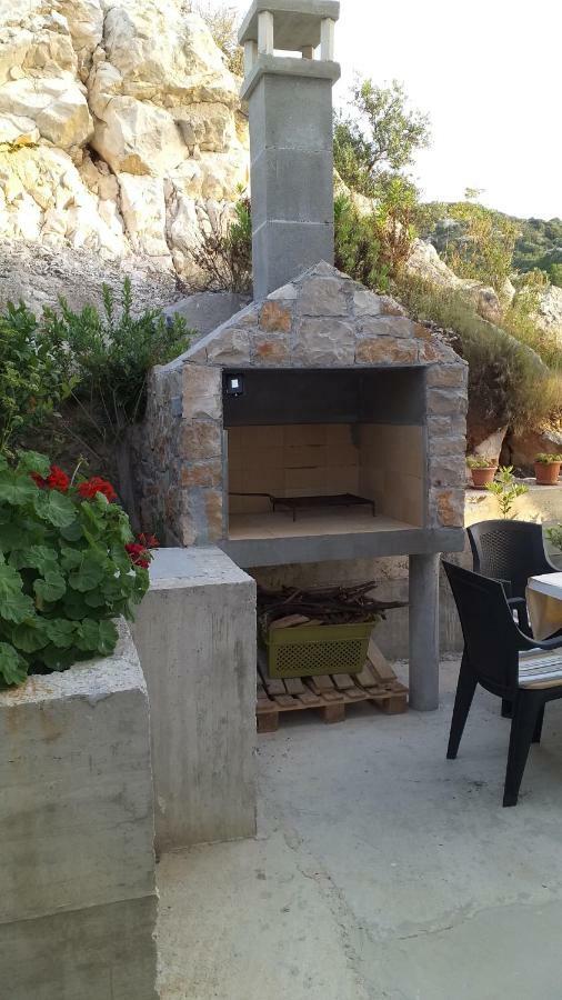 Apartment Zaklopatica Lastovo Exterior photo