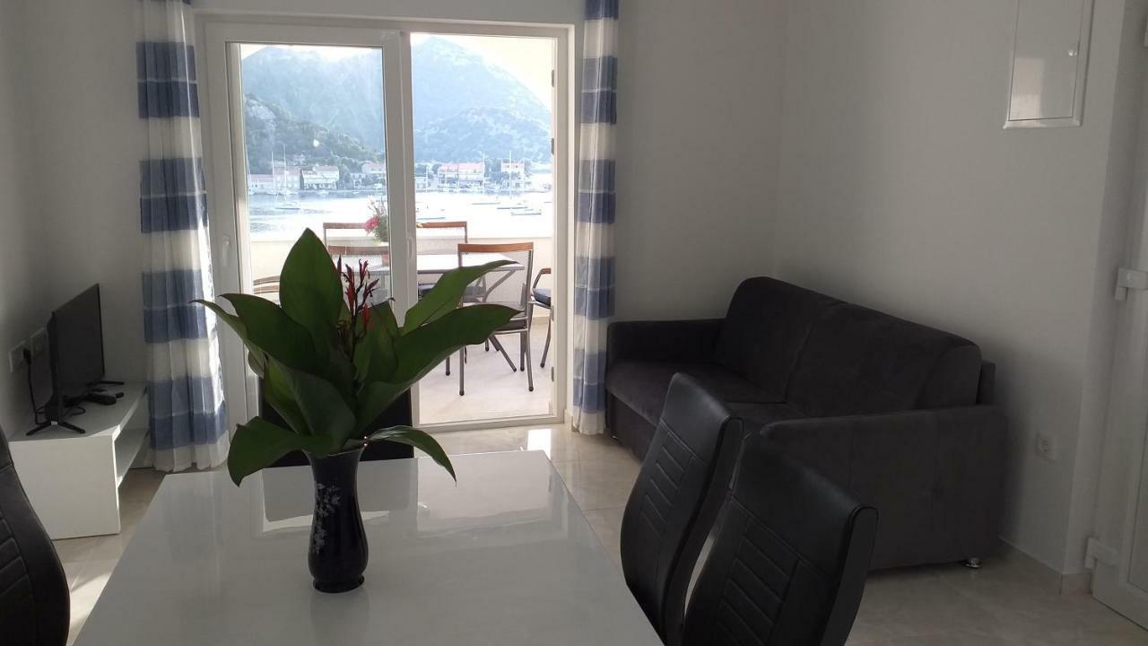 Apartment Zaklopatica Lastovo Exterior photo